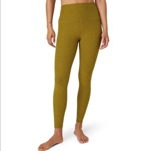 Women’s Beyond Yoga Spacedye High Waisted Midi Tights XS in Bronze Gold